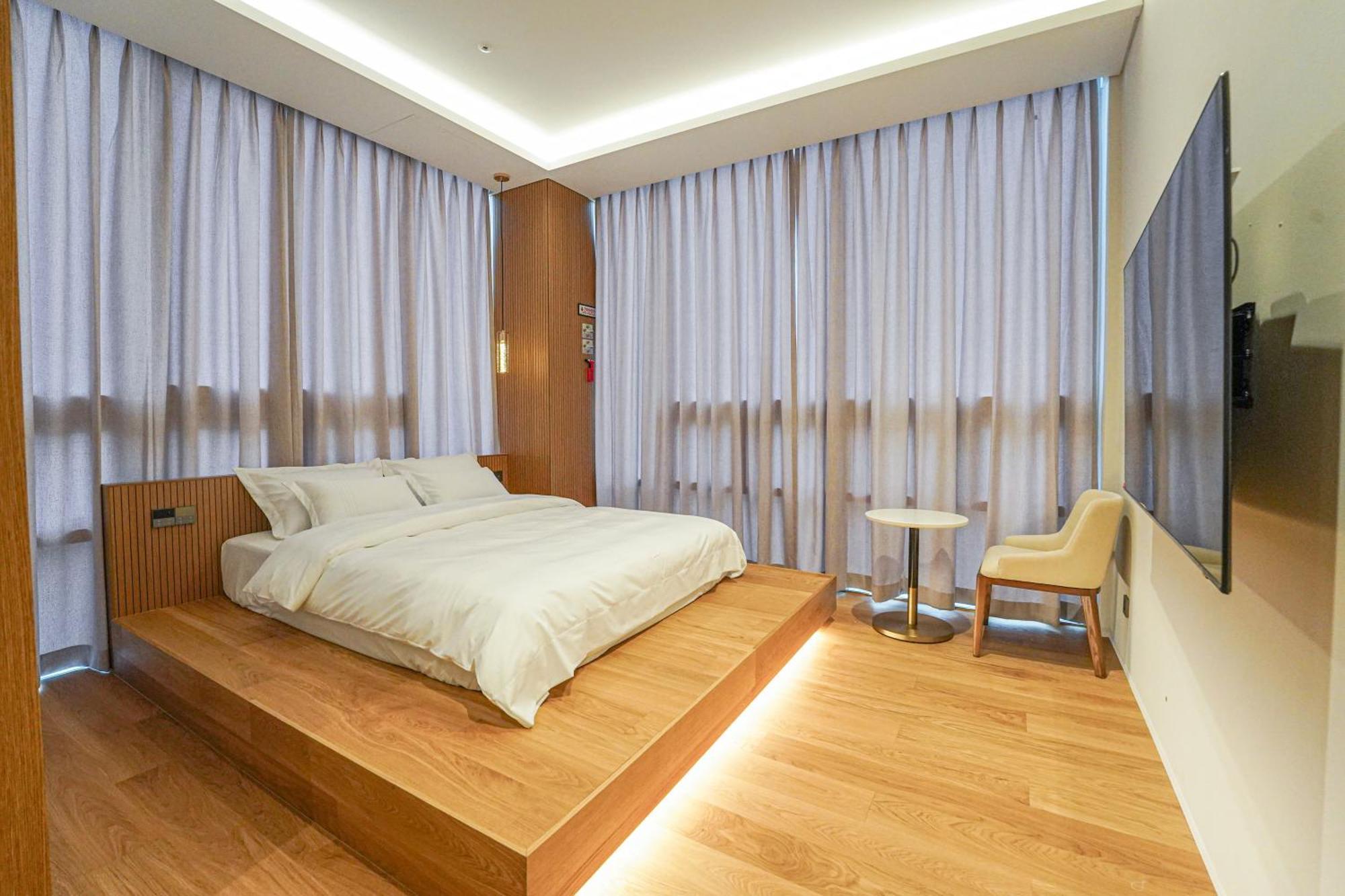 Hotel Ground27 ปูซาน ภายนอก รูปภาพ