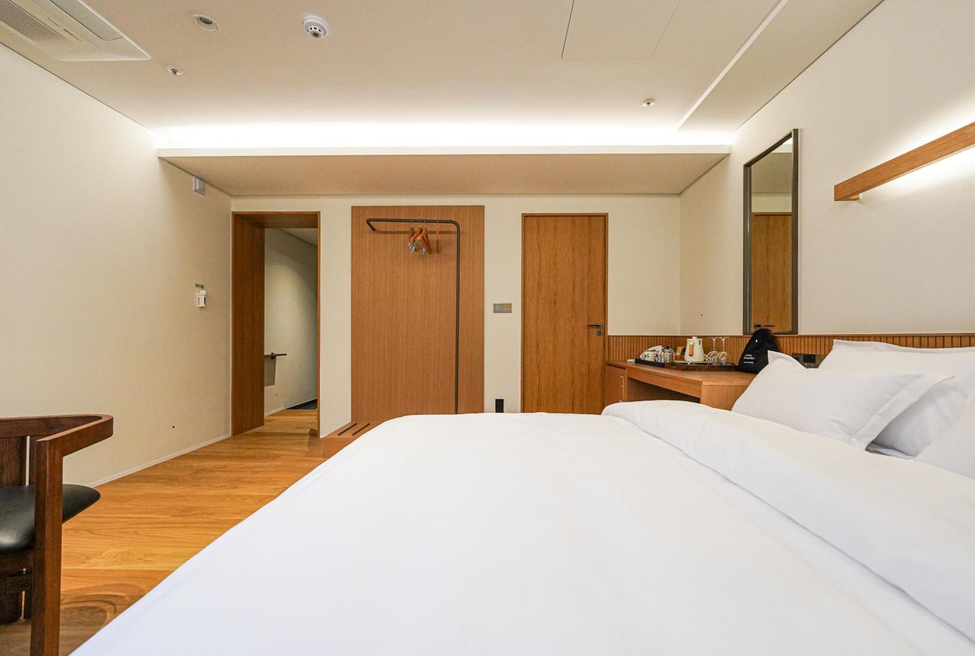 Hotel Ground27 ปูซาน ภายนอก รูปภาพ